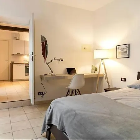 Mia. Centro Storico Apartment *